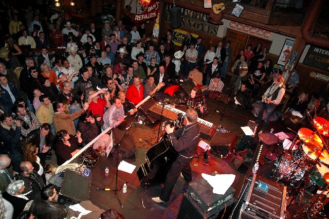 min 2006 11 10 billy bobs 102
